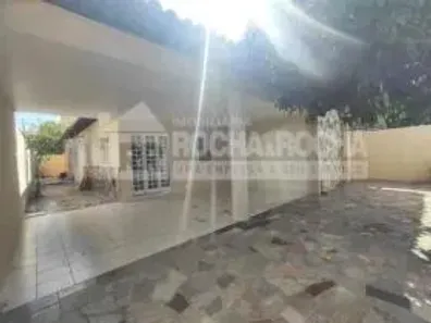 Casa com 4 Quartos à venda, 230m² no Alto Alegre, Teresina
