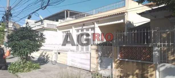 Casa com 4 Quartos à venda, 245m² no Vila Valqueire, Rio de Janeiro