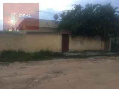 Casa com 3 Quartos à venda, 360m² no Goitacazes, Campos dos Goytacazes