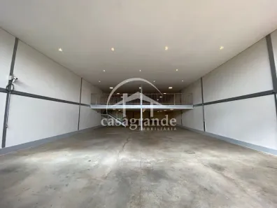 Galpão/Depósito/Armazém para alugar, 373m² no Segismundo Pereira, Uberlândia