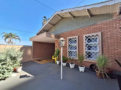 Casa com 3 Quartos à venda, 133m² no Vila Monteiro, Piracicaba