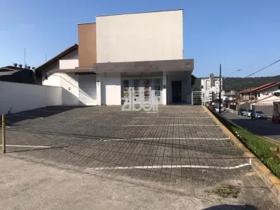 Sala Comercial para alugar, 148m² no Santo Antônio, Joinville