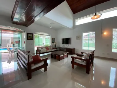 Casa de Condomínio com 7 Quartos para alugar, 420m² no Jardim Acapulco, Guarujá