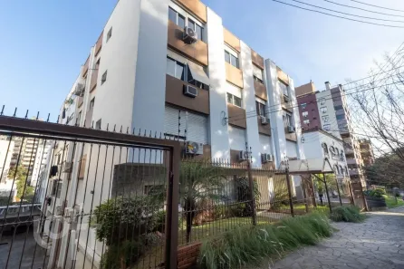 Apartamento com 2 Quartos à venda, 74m² no Moinhos de Vento, Porto Alegre