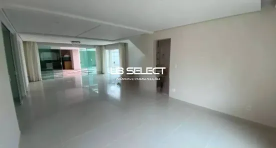 Casa com 4 Quartos à venda, 350m² no Santa Mônica, Uberlândia
