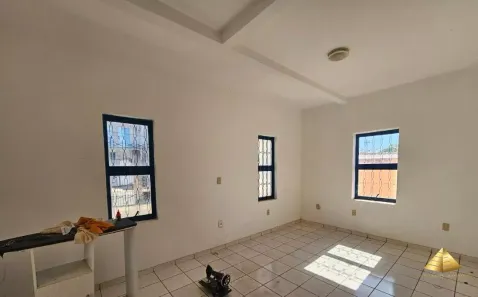 Sobrado com 5 Quartos à venda, 260m² no Jardim Cuiabá, Cuiabá