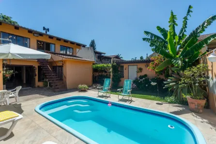 Casa com 4 Quartos à venda, 435m² no Cristal, Porto Alegre