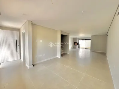 Sobrado com 3 Quartos à venda, 166m² no Igara, Canoas