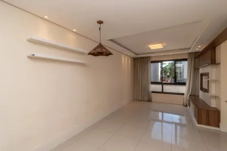 Apartamento com 2 Quartos à venda, 67m² no Passo da Areia, Porto Alegre