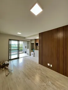 Apartamento com 3 Quartos para alugar, 78m² no Vila Marumby, Maringá