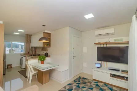 Apartamento com 2 Quartos à venda, 59m² no Vila Operária, Itajaí