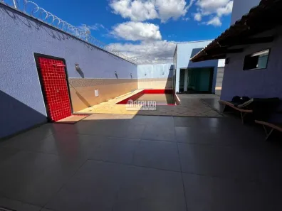 Casa com 4 Quartos à venda, 386m² no Parque das Laranjeiras, Uberaba