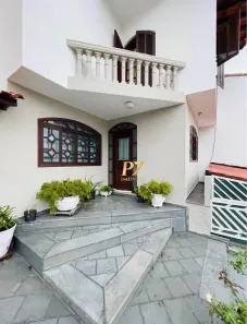 Sobrado com 3 Quartos à venda, 270m² no Jardim Las Vegas, Santo André