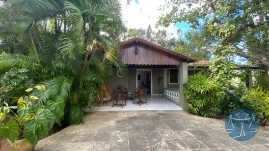 Casa com 4 Quartos à venda, 2500m² no Candelária, Natal