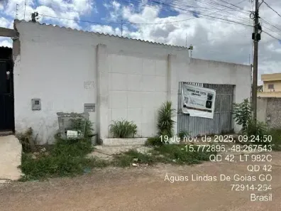 Casa com 2 Quartos à venda, 216m² no Chácaras Quedas do Descoberto, Águas Lindas de Goiás