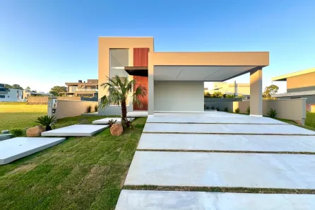 Casa com 3 Quartos à venda, 200m² no , Nova Santa Rita