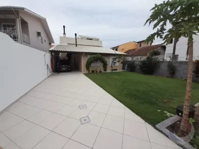 Casa com 5 Quartos à venda, 222m² no Pântano do Sul, Florianópolis