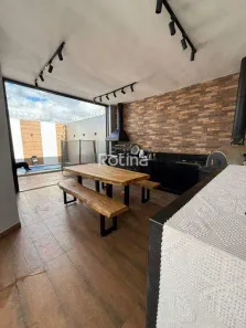 Casa com 3 Quartos à venda, 200m² no Bosque dos Buritis, Uberlândia