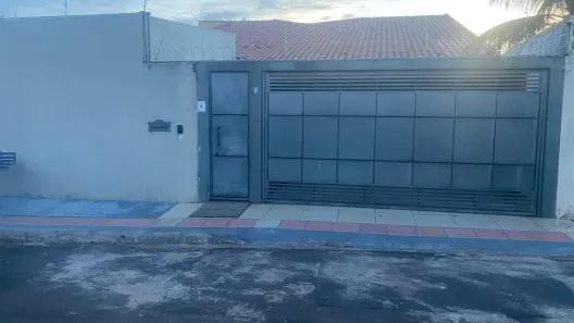 Casa com 5 Quartos à venda, 154m² no Monte Carlo, Campo Grande