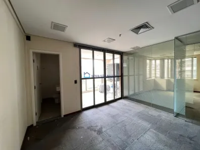 Sala Comercial para alugar, 110m² no Vila Olímpia, São Paulo