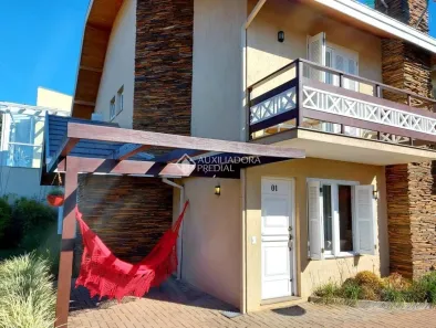 Casa de Condomínio com 2 Quartos à venda, 96m² no Vila Luiza, Canela