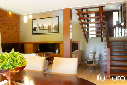 Sobrado com 3 Quartos à venda, 288m² no Jardins Atenas, Goiânia