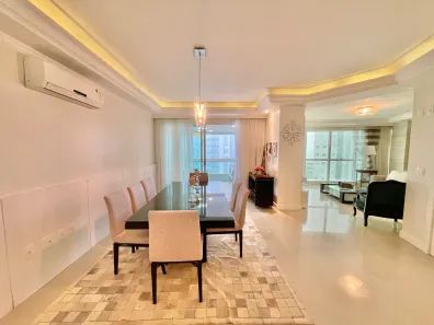 Apartamento com 3 Quartos para alugar, 212m² no Centro, Balneário Camboriú