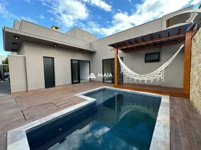 Casa de Condomínio com 3 Quartos à venda, 180m² no Estância dos Ipês, Uberaba