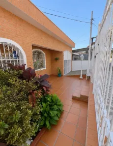 Sobrado com 3 Quartos para alugar, 200m² no Cidade Dutra, São Paulo