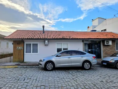 Casa com 7 Quartos à venda, 346m² no Centro Histórico, Garopaba