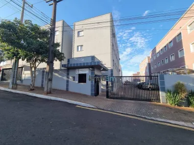 Apartamento com 2 Quartos para venda ou aluguel, 48m² no Centro, Cambé