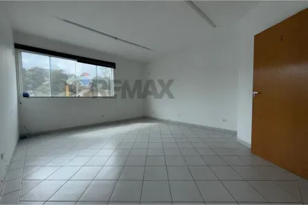 Sala Comercial para alugar, 40m² no Arujá 5, Arujá