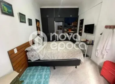 Kitnet com 1 Quarto à venda, 35m² no Copacabana, Rio de Janeiro