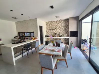 Casa de Condomínio com 3 Quartos à venda, 160m² no Parque Residencial Roland, Limeira