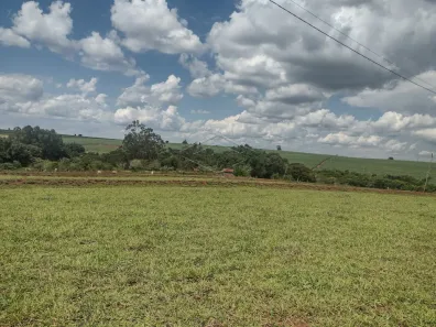 com 1 Quarto à venda, 120000m² no Centro, Dois Córregos