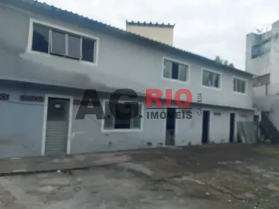 Galpão/Depósito/Armazém à venda, 880m² no Rocha Miranda, Rio de Janeiro