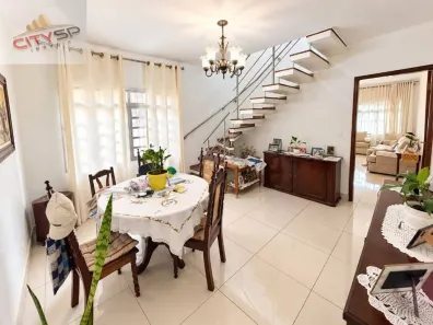 Sobrado com 4 Quartos à venda, 214m² no Vila Guarani (Z Sul), São Paulo