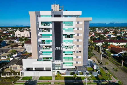 Apartamento com 3 Quartos para alugar, 107m² no Guaratuba, Guaratuba