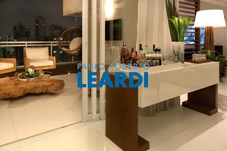 Apartamento com 4 Quartos à venda, 250m² no Campo Belo, São Paulo