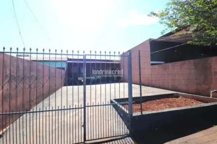 Casa com 3 Quartos à venda, 110m² no Jardim Maria Celina, Londrina
