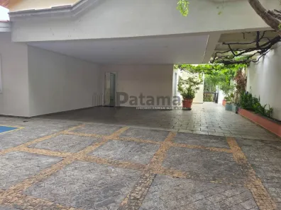 Sobrado com 3 Quartos para alugar, 450m² no Caxingui, São Paulo