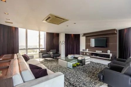 Apartamento com 3 Quartos à venda, 639m² no Mossunguê, Curitiba