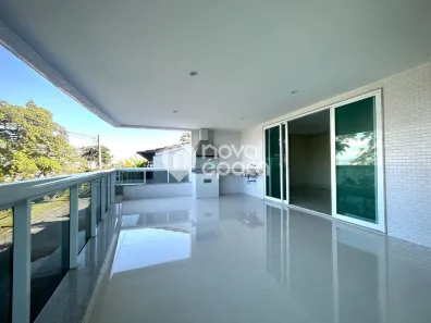 Apartamento com 4 Quartos à venda, 227m² no Jardim Guanabara, Rio de Janeiro