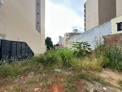Lote/Terreno à venda, 386m² no Vila Dubus, Presidente Prudente