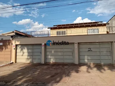 Casa com 2 Quartos para alugar, 80m² no Jardim Europa, Goiânia