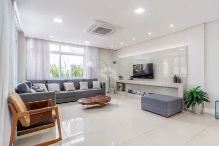 Apartamento com 3 Quartos à venda, 140m² no Jardim do Salso, Porto Alegre