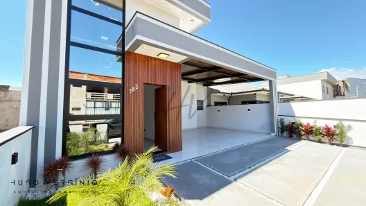 Casa com 3 Quartos à venda, 123m² no Barra do Aririú, Palhoça