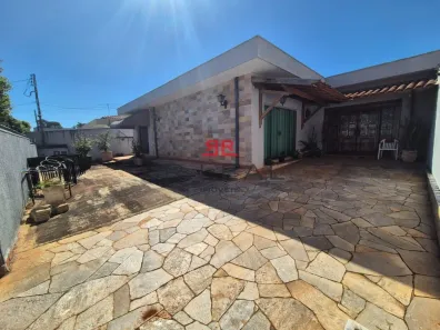 Imóvel Comercial com 3 Quartos para alugar, 280m² no Jardim Estoril II, Bauru