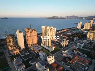 Apartamento com 3 Quartos à venda, 110m² no Centro, Balneário Piçarras
