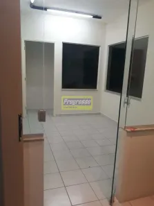 Imóvel Comercial à venda, 47m² no Vila Mathias, Santos